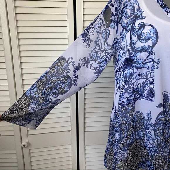 Bellissima sheer patterned blouse L - Picture 6 of 13